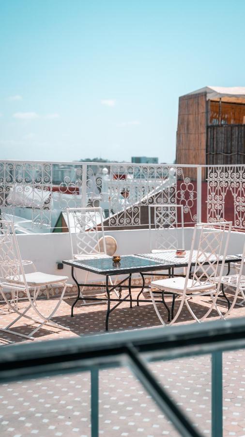 The Riad Hostel Танжер Экстерьер фото