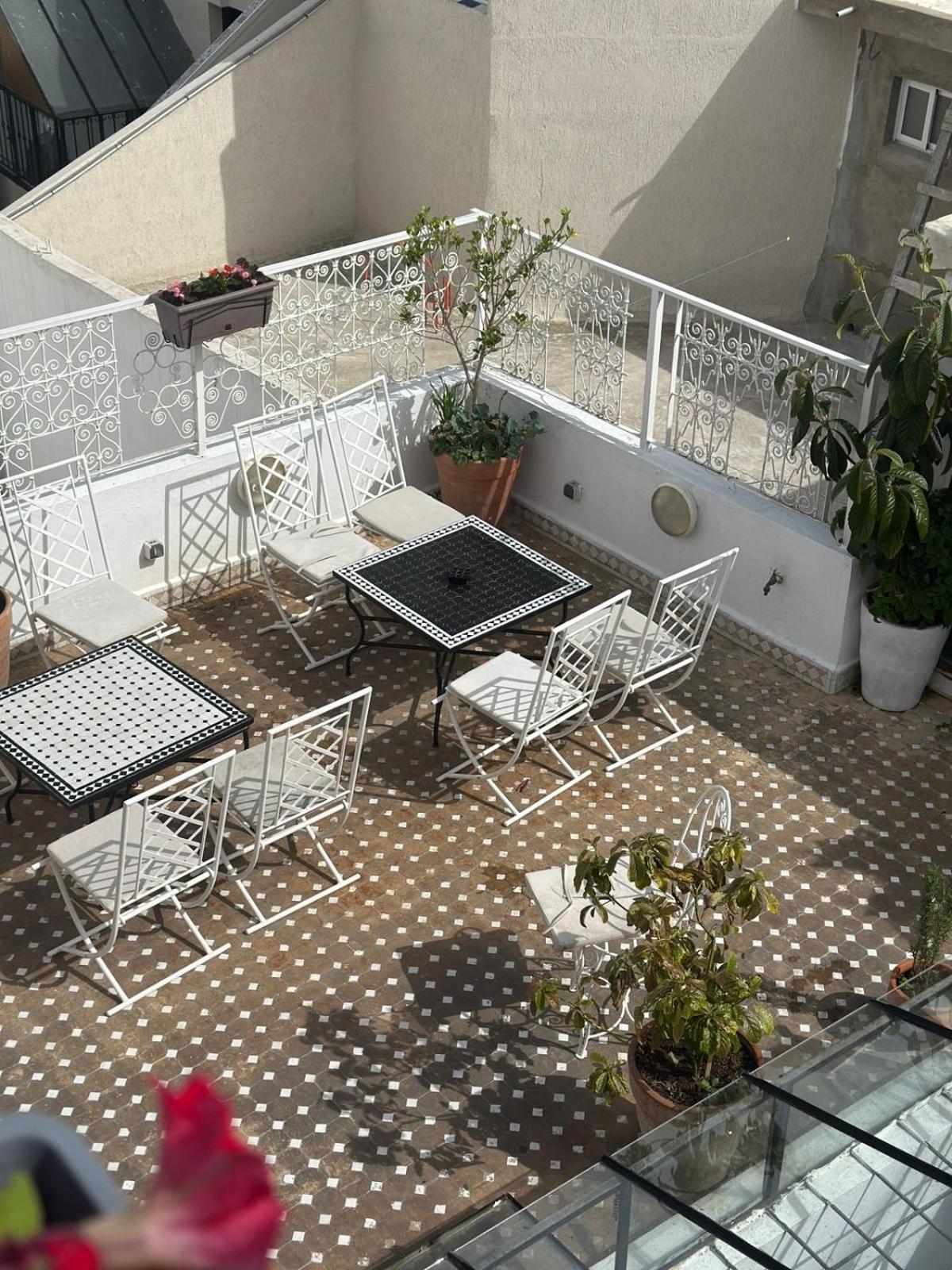 The Riad Hostel Танжер Экстерьер фото