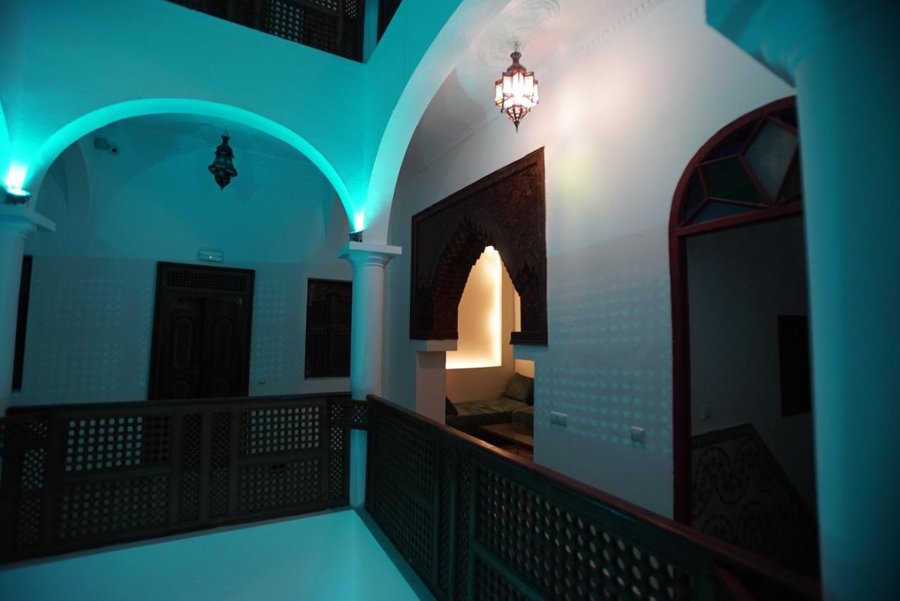 The Riad Hostel Танжер Экстерьер фото