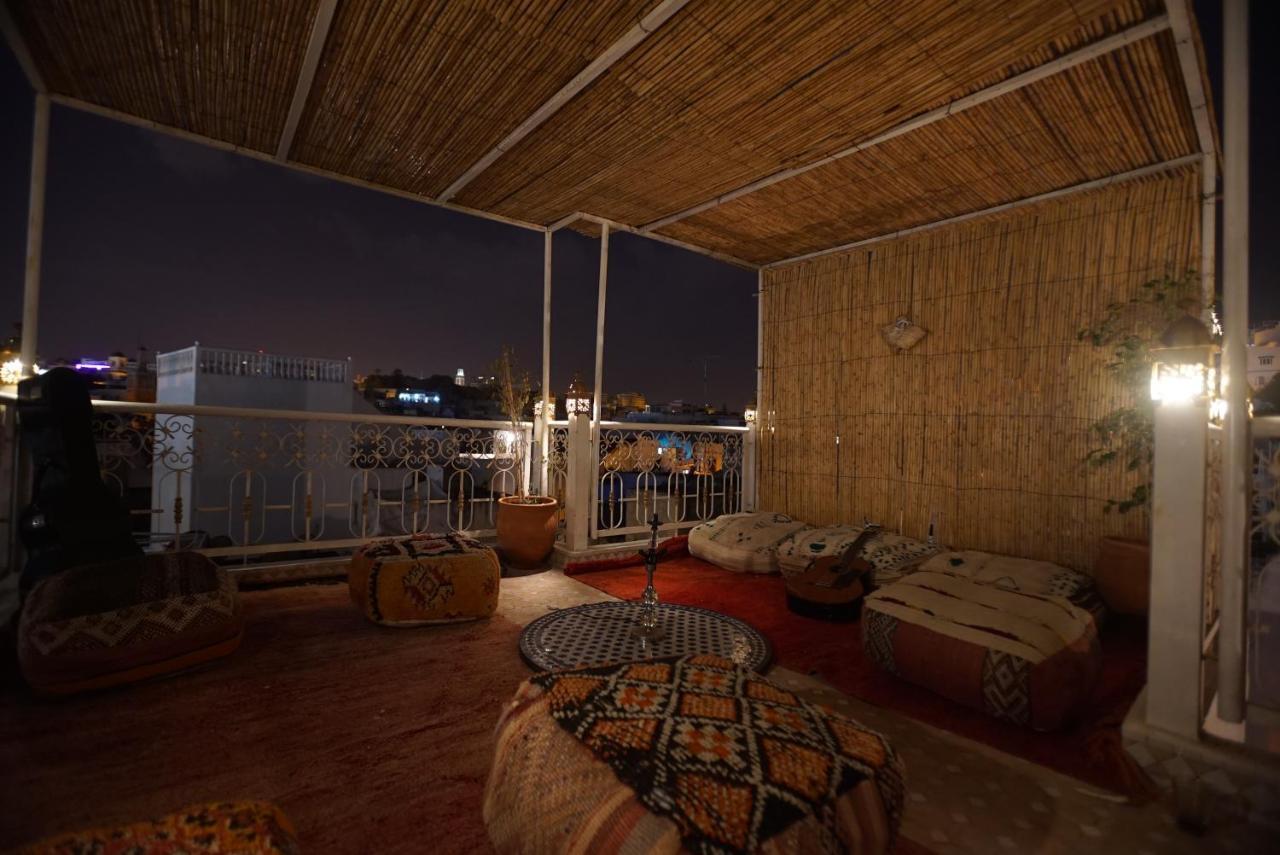 The Riad Hostel Танжер Экстерьер фото