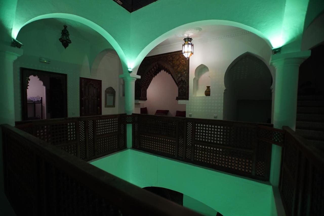 The Riad Hostel Танжер Экстерьер фото